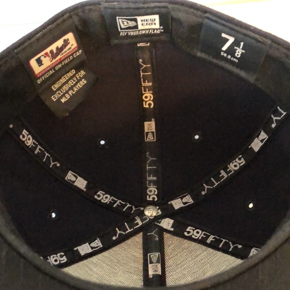 Boston Red Sox MLB New Era Cap - Unisex - Picture 4 of 4